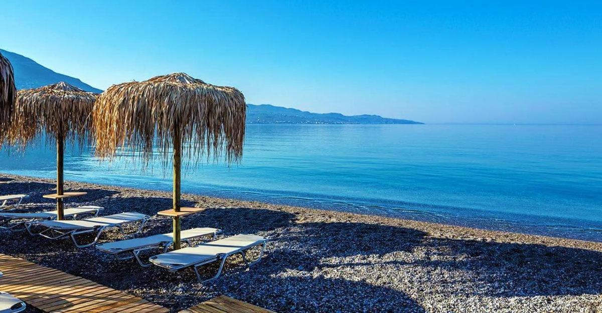 Cozy Flat On The Main Square, 10Min To The Sea Villa Kalamata Dış mekan fotoğraf
